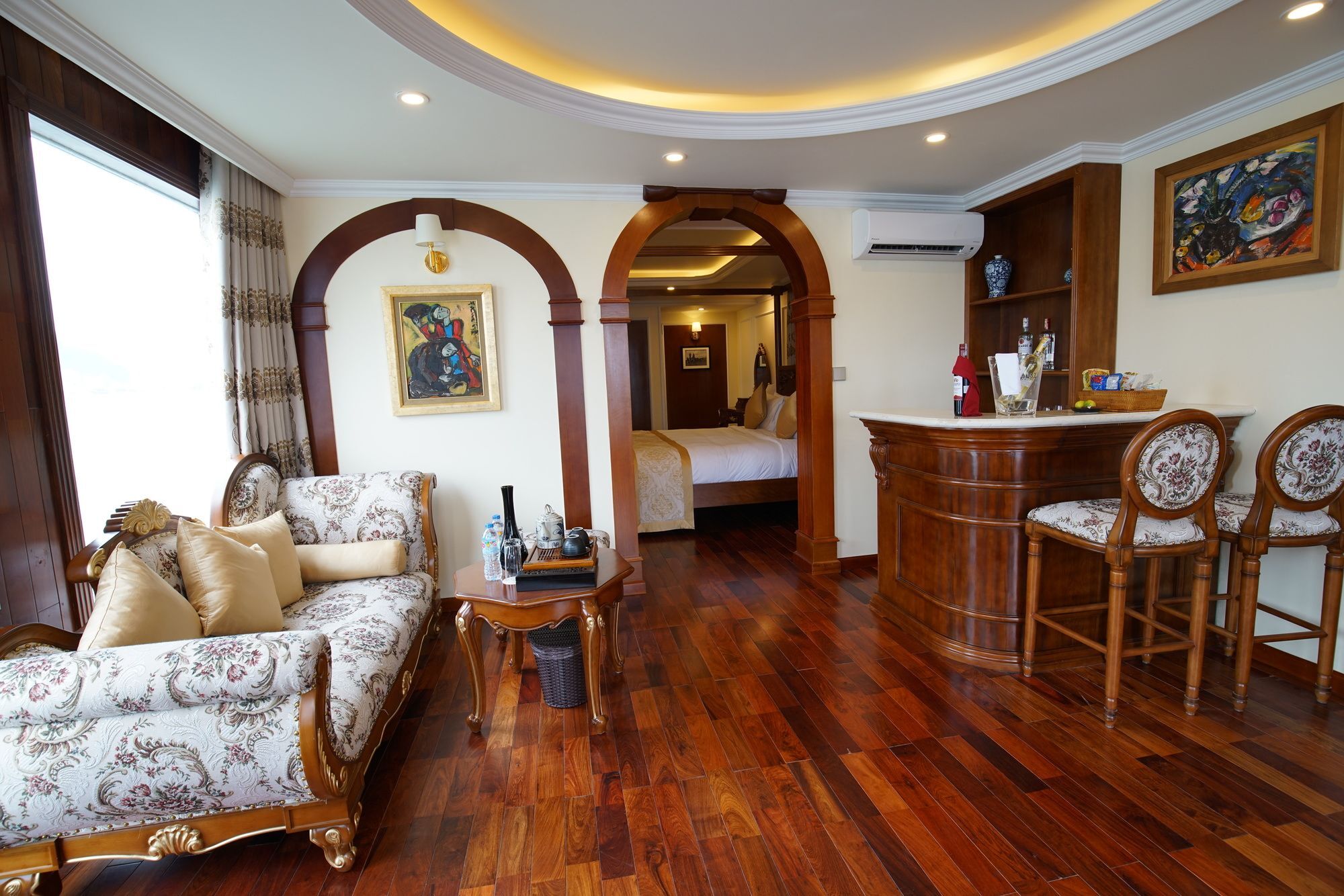 Hotel Emperor Cruises Legacy Hạ Long Exterior foto